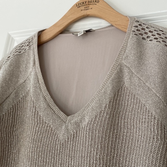 Lucky Brand Metallic Silvery Beige Sweater w Crochet Detail w MEASUREMENTS Sz S - Picture 2 of 11